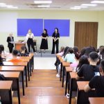 Takim me studentë të Universitetit të Tiranës, Fakulteti i Shkencave të Natyrës